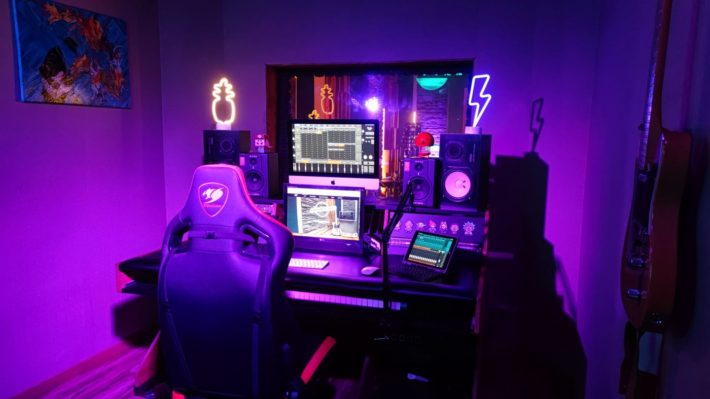 Control Room con Pro Tools y monitores Focal en Casa Mistral Santiago